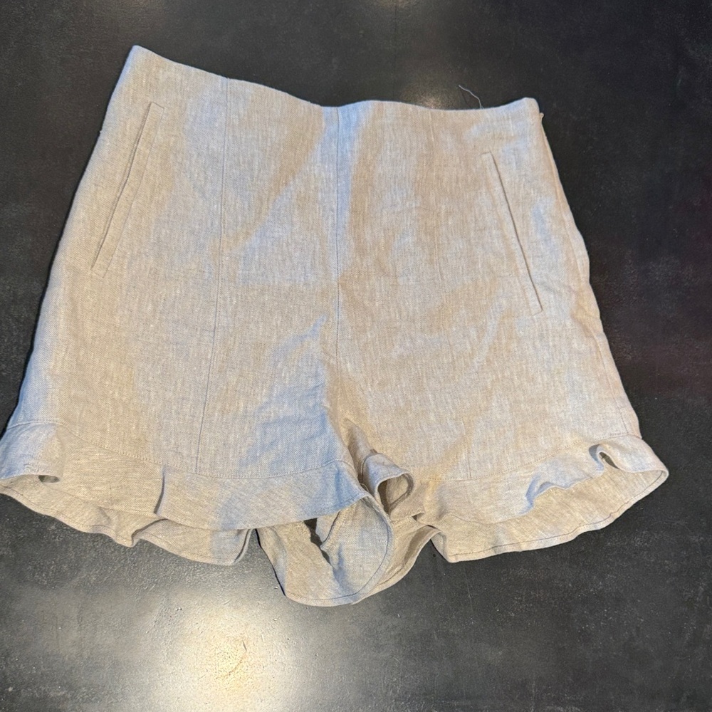 1. State Women's High Waist Shorts in Soft Linen Color